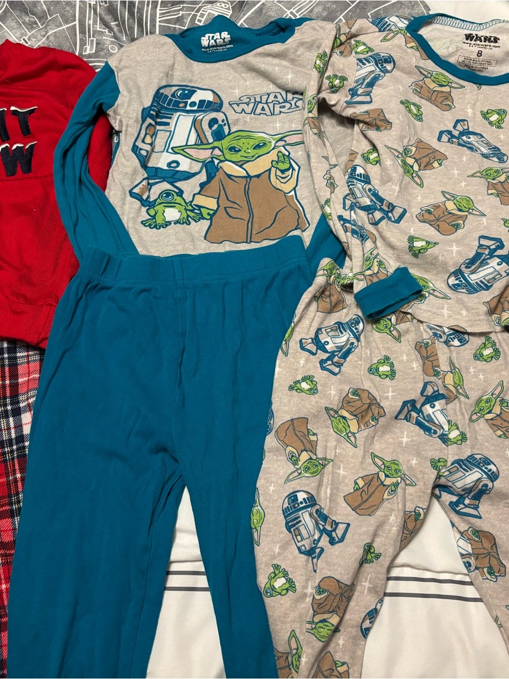 Kids Pajama Bundle - Size 8 - Wars Kids Pajama Set Blue Gray and R2-D2 - Picture 5 of 5